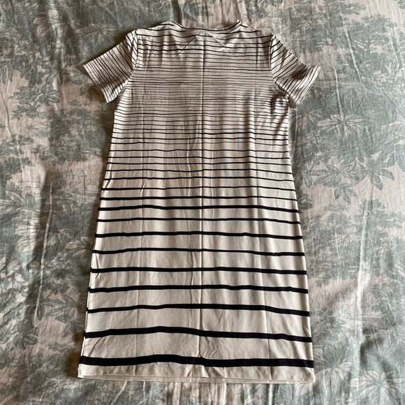 NWT Theory Striped T-Shirt Dress - Picture 9 of 11